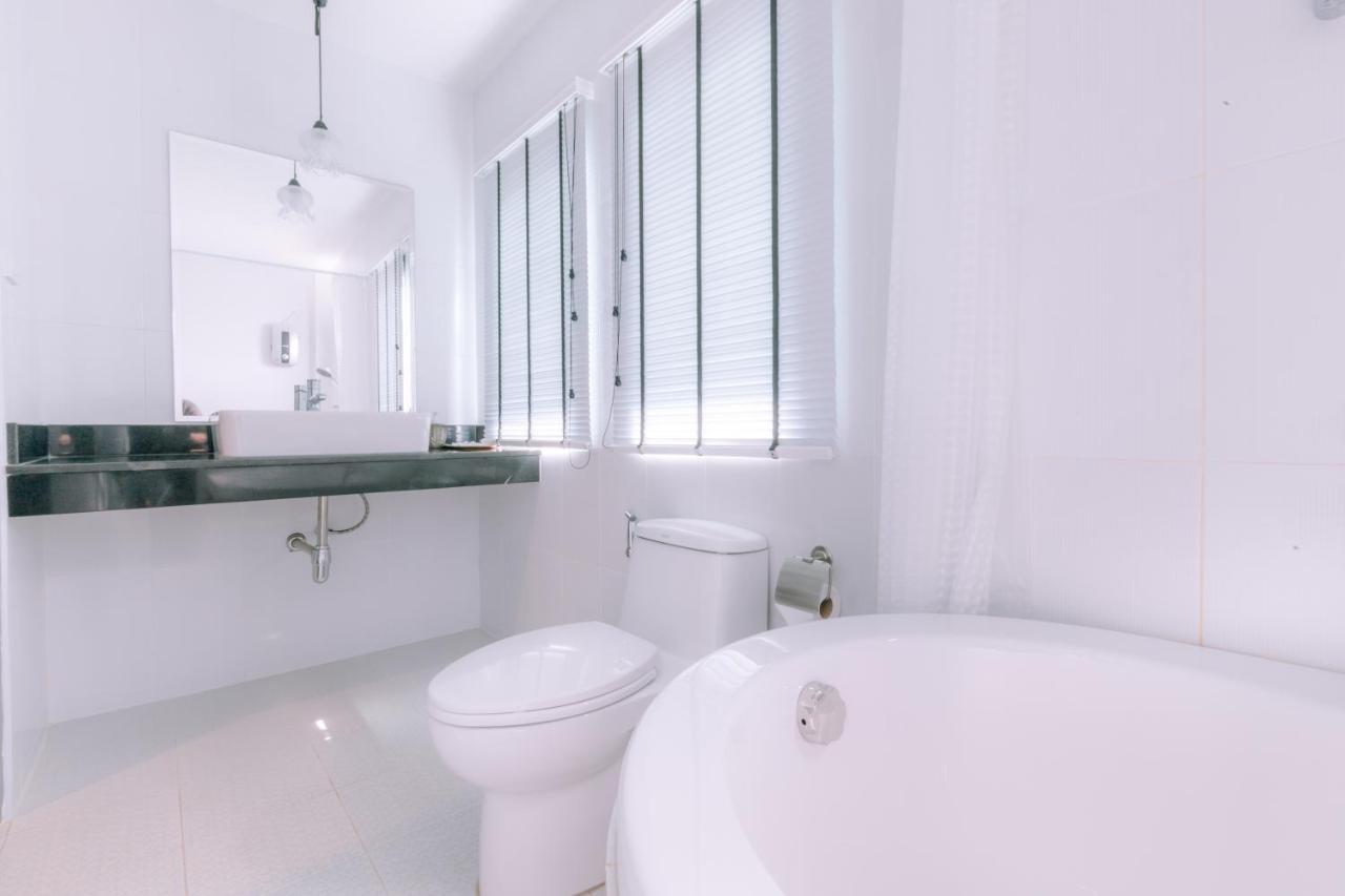 64House Hotel Чиангмай Екстериор снимка